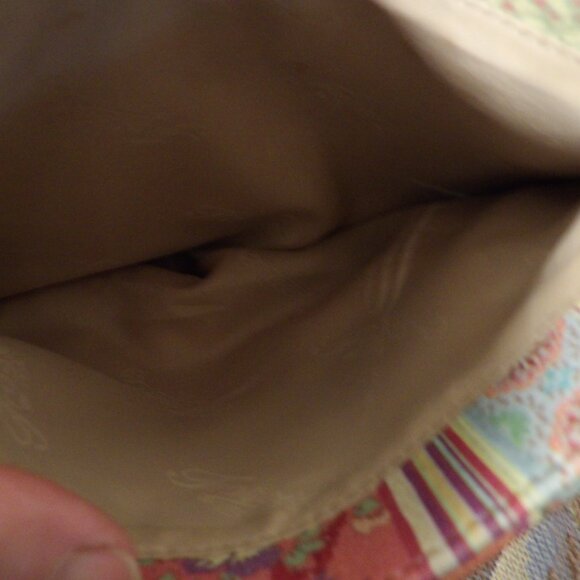 Fossil Vinyl Floral Summer Tote Bag - Picture 9 of 10